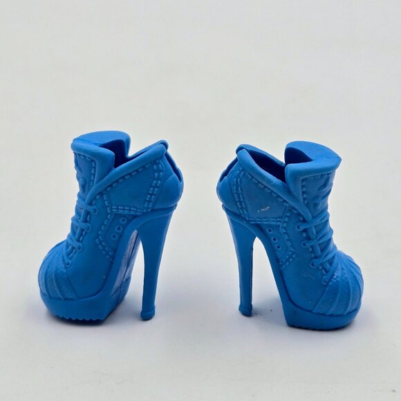 Monster High Ghoulia Yelps Scaris City Of Frights Shoes Replacement Blue White R - Picture 8 of 10